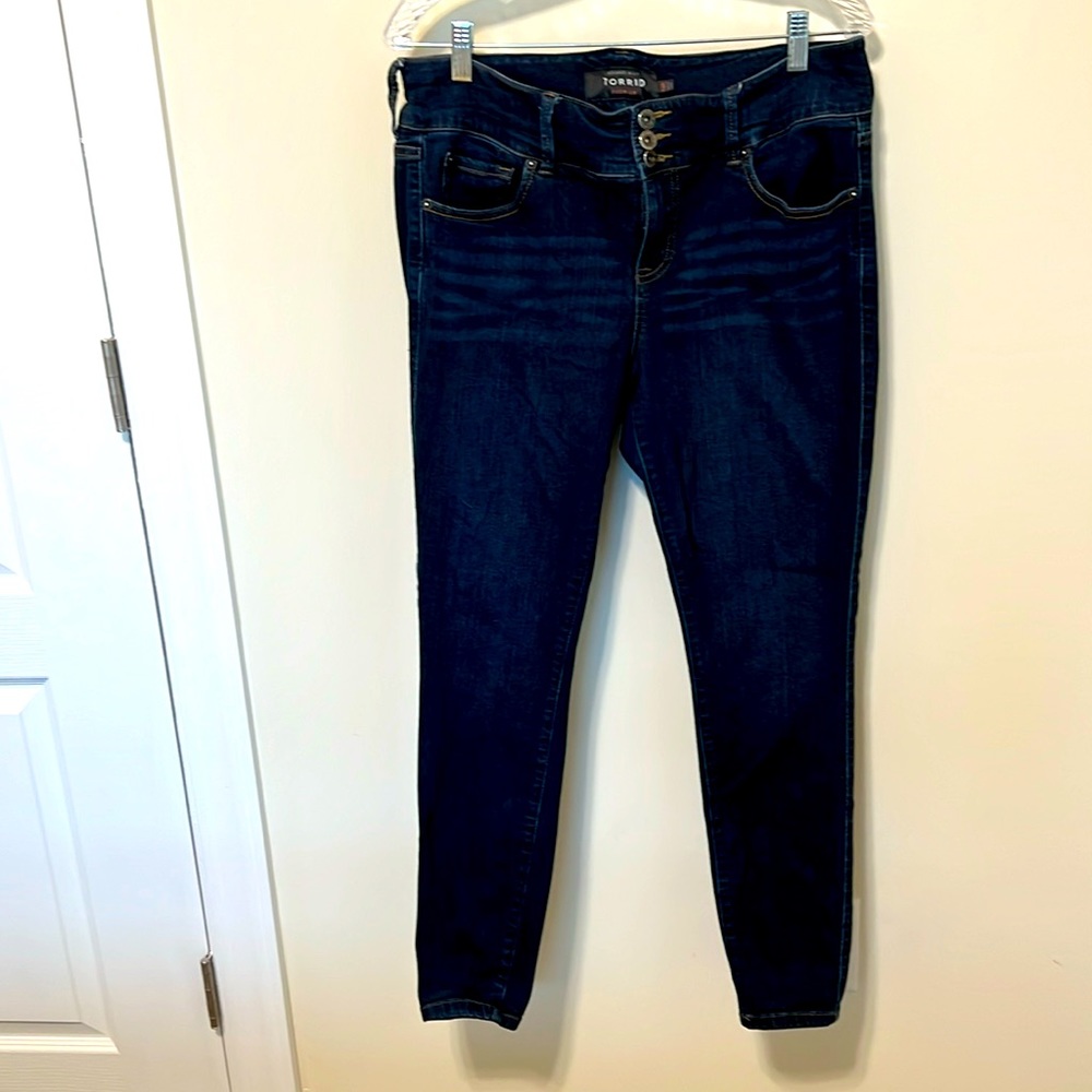 Torrid Women’s Jeans / Jegging - Skinny / Size 14R / Excellent Condition